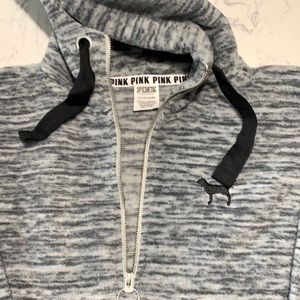 PINK pullover fleece hoodie. Gray/black. Sz Small